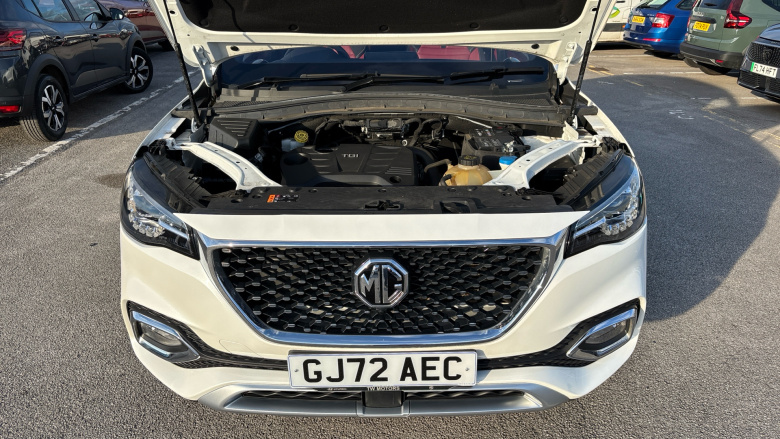 MG Hs 1.5 T-GDI Exclusive 5dr Petrol Hatchback